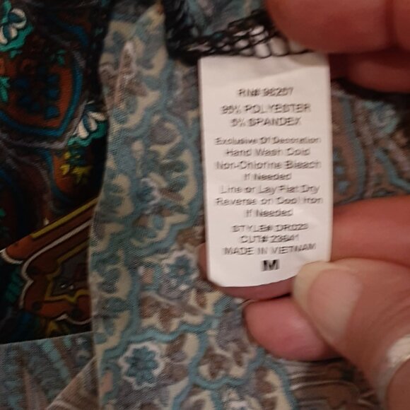 Per Seption Concept Woman's Dress Size MEDIUM. Elbow Length Sleeve. Knee Length - Picture 5 of 8